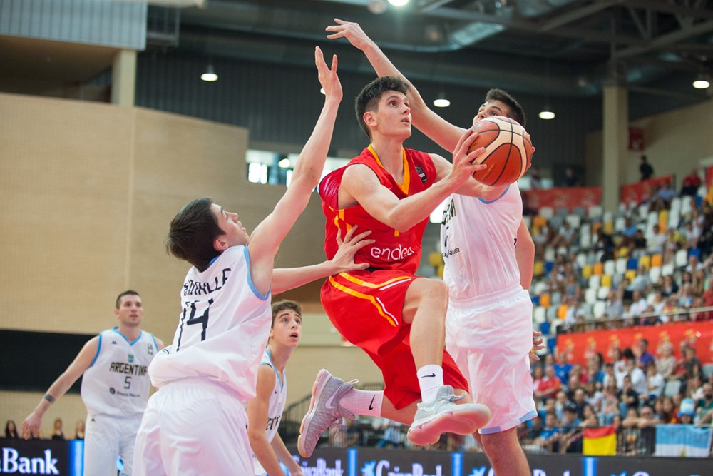 Raimon Carrasco ficha por el Club de Baloncesto Benicarló