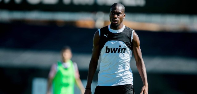 Kondogbia: “Nos espera un partido muy difícil, pero hay que pensar en ganar sí o sí”