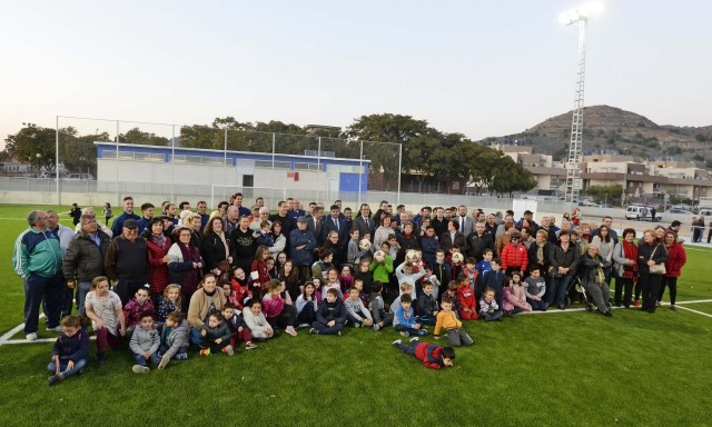 El PSOE plantea facilitar el acceso a las escuelas de base a los jóvenes afectados por la covid