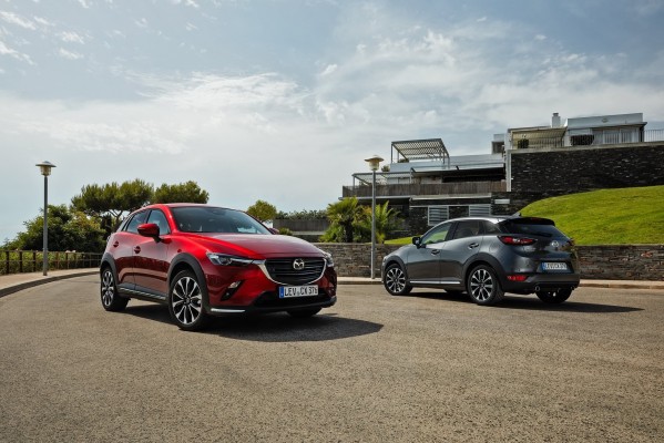 Mazda añade nuevos equipamientos y reduce el consumo del CX-3