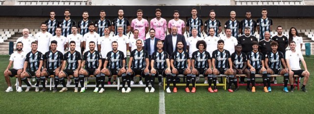 Frases y dibujos para impulsar a los jugadores del Cartagena hacia Segunda