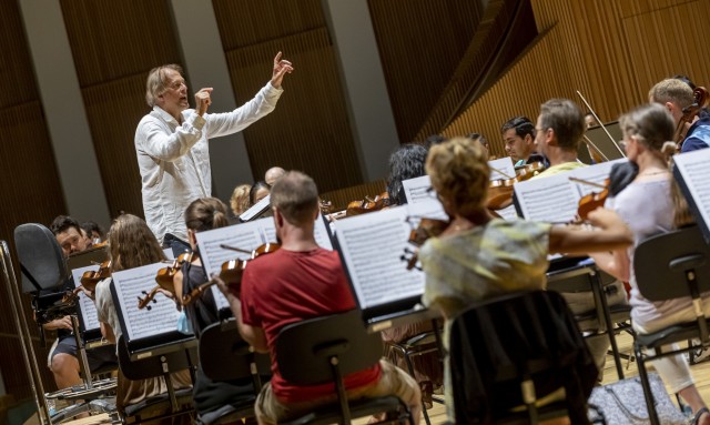 La Orquestra de la Comunitat ofrece su primer concierto sinfónico en la nueva normalidad