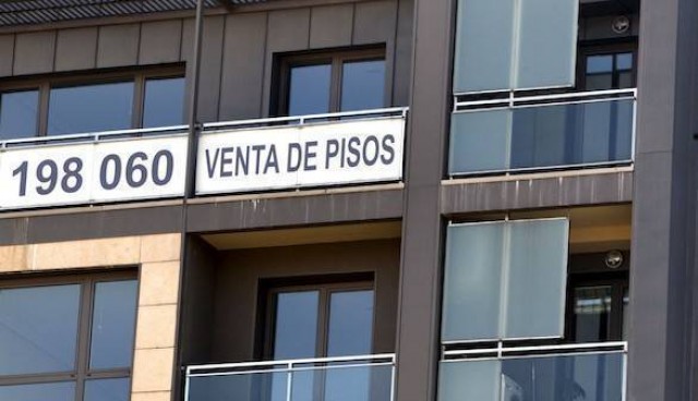 La compraventa de viviendas en la Comunitat cae un 64,2% en mayo por la crisis de la covid-19
