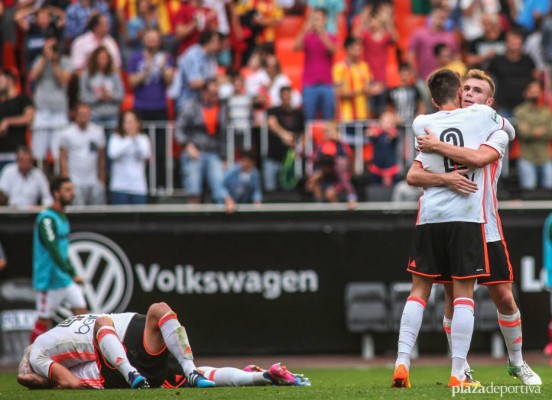 El Murcia prepara su 'encerrona' al Valencia Mestalla