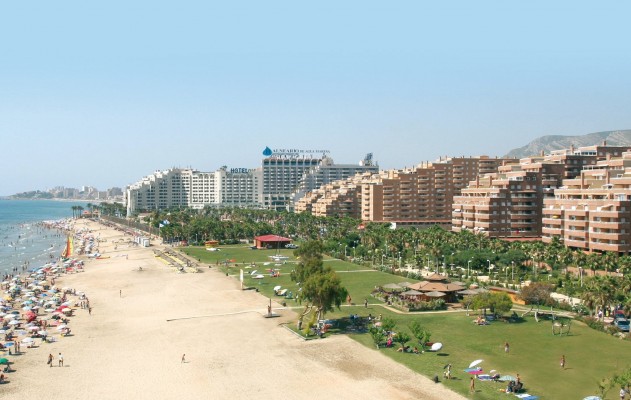 Marina d'Or se blinda ante la covid para garantizar un turismo seguro para clientes y empleados