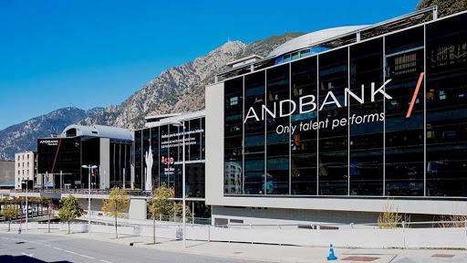 Andbank lidera las operaciones corporativas del sector de gestión de activos en el primer semestre