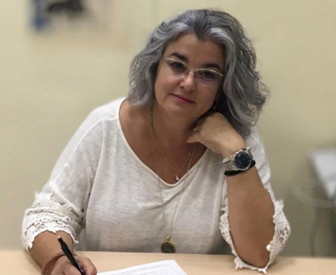 Teresa López, primera mujer presidenta de los veterinarios de Murcia