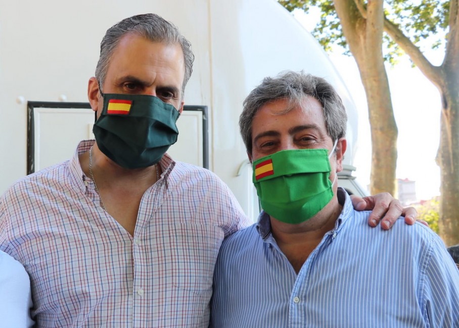 Javier Ortega Smith y José María Llanos. Foto: VOX - 