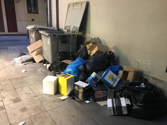 'Plaza Local': Comerciantes y vecinos del centro, unidos contra la degradación