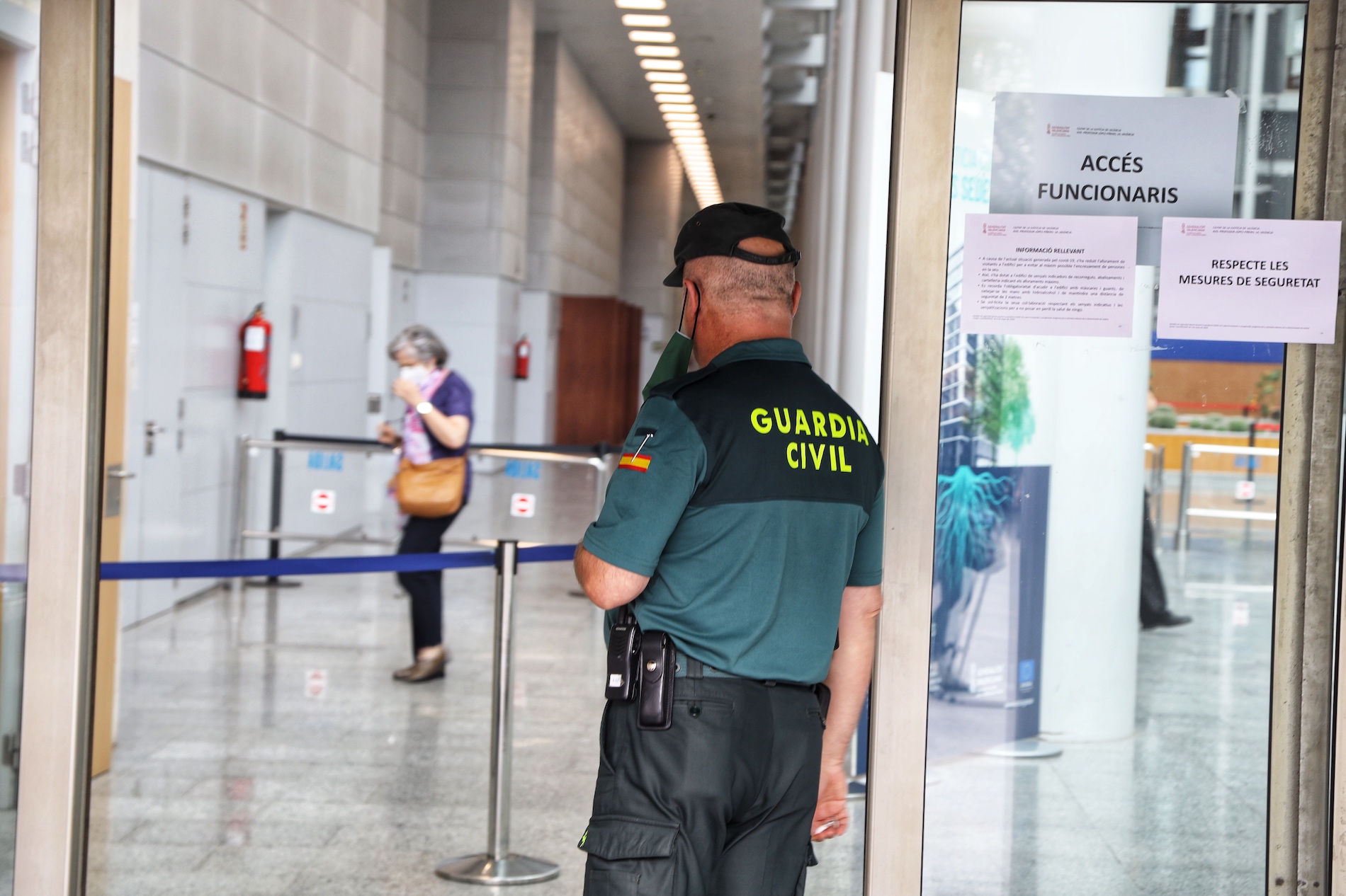 La jueza deja en libertad con cargos al empresario detenido en Ibiza relacionado con Zaplana