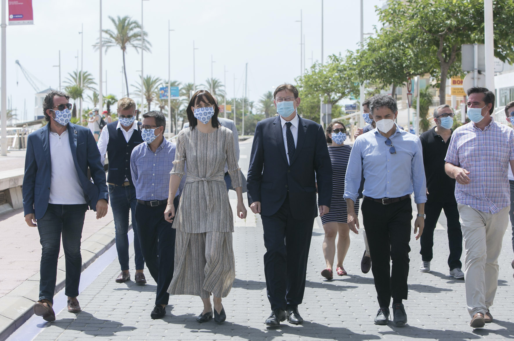 La playa de Gandia, referente en sostenibilidad y seguridad por las banderas de calidad y 'La Morada’