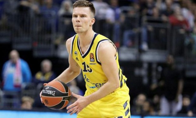 El Valencia Basket cierra un acuerdo a falta de firma con el base islandés Hermansson