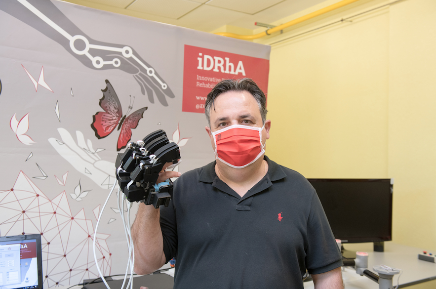 Algoritmos y robots al 
rescate de movimientos perdidos por el daño cerebral