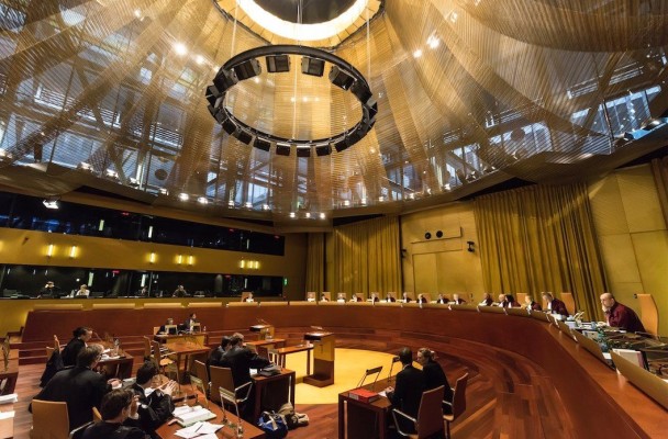 El TUE dictamina que las cláusulas suelo renegociadas pueden ser abusivas