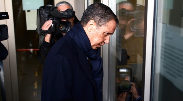 Anticorrupción dice que Zaplana puede seguir firmando en el juzgado igual que va al gimnasio