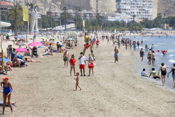 Trece semanas de covid-19 en Alicante: 23 casos nuevos en siete días y ya solo 18 hospitalizados