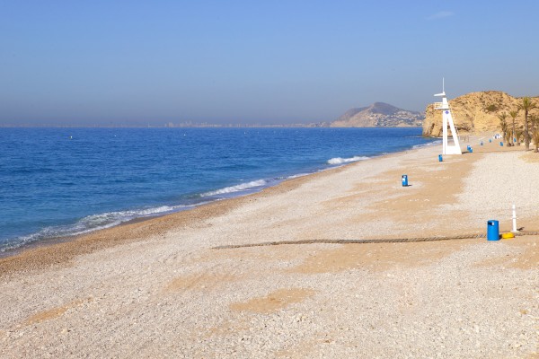 La Vila Joiosa: Playas y gastronomía segura, con el sello de calidad turística