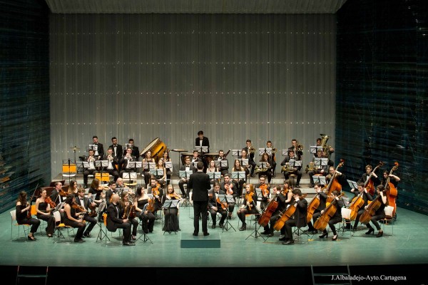 Sinatra, Bublé y Guns N´Roses suenan en el Parque Torres de la mano de la Big Band de la JOSCT