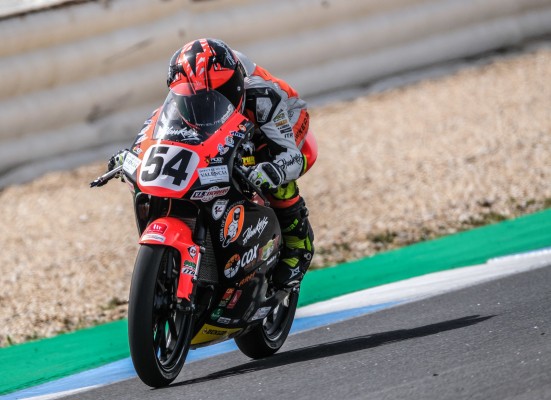 Alberto Ferrández consigue dos podios en su debut en la HETC en Estoril