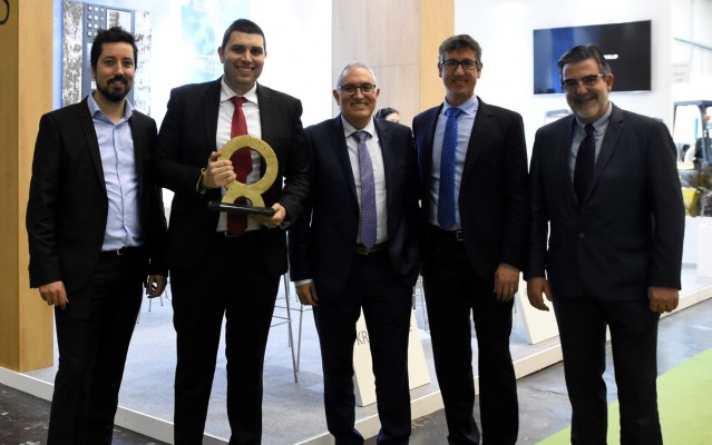 Digit-S permite a las esmalteras asistir a sus clientes a distancia durante la covid-19