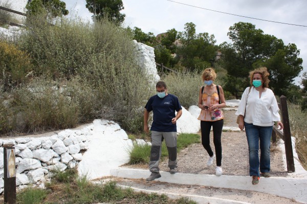 El Castell Vell expone sus hallazgos arqueológicos en una jornada de puertas abiertas