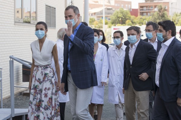 Los Reyes están muy informados de las investigaciones sobre la covid que hacemos en el IMIB