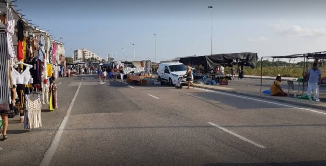 Cs Elche denuncia que la mala gestión del bipartito provoca pérdidas a los vendedores de mercados ambulantes
