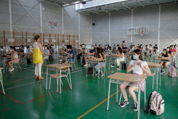 4.226 alumnos se presentan en el distrito de la UMH a las pruebas de acceso a la universidad 