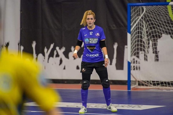 La yeclana Ana Belén Romero cambia Burela por Alicante