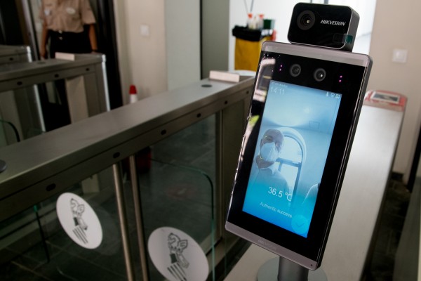 Hacienda instala el control de temperatura a los funcionarios de la Ciudad Administrativa