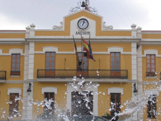 CCOO denuncia el despido de una delegada sindical en el Ayuntamiento Burjassot