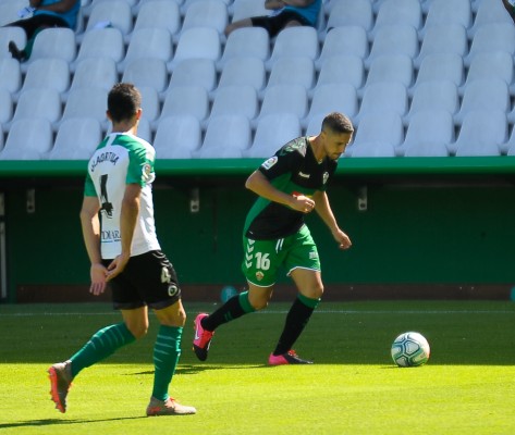 Víctor Rodríguez y Fidel coinciden en que el Elche mantiene vivo el sueño del ascenso
