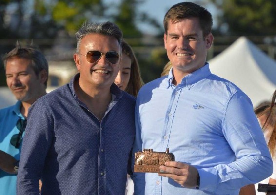 El regatista paralímpico Rafa Andarias, reconocido en Xàbia por sus méritos deportivos