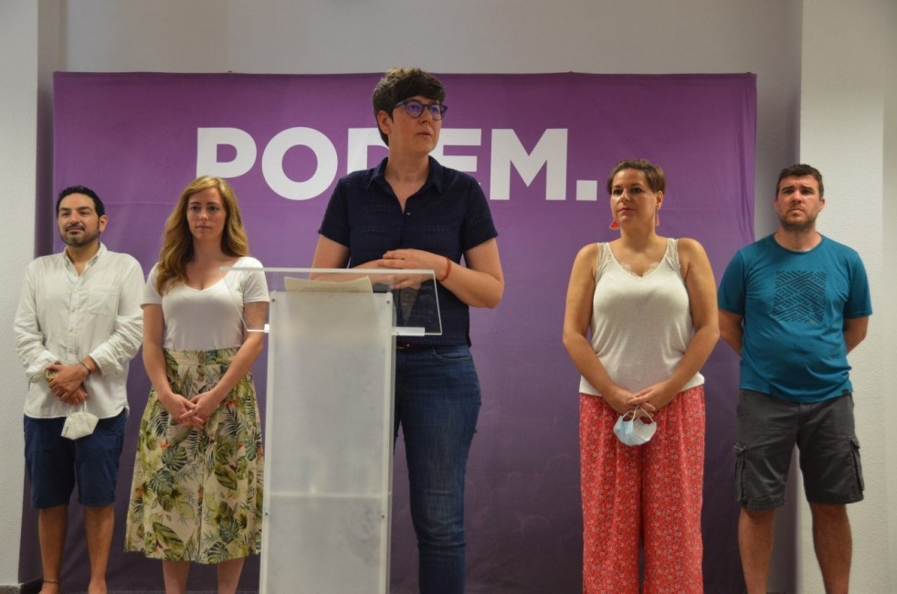 La nueva coordinadora de Podem, Pilar Lima, con algunos miembros de su equipo. Foto: VP - 