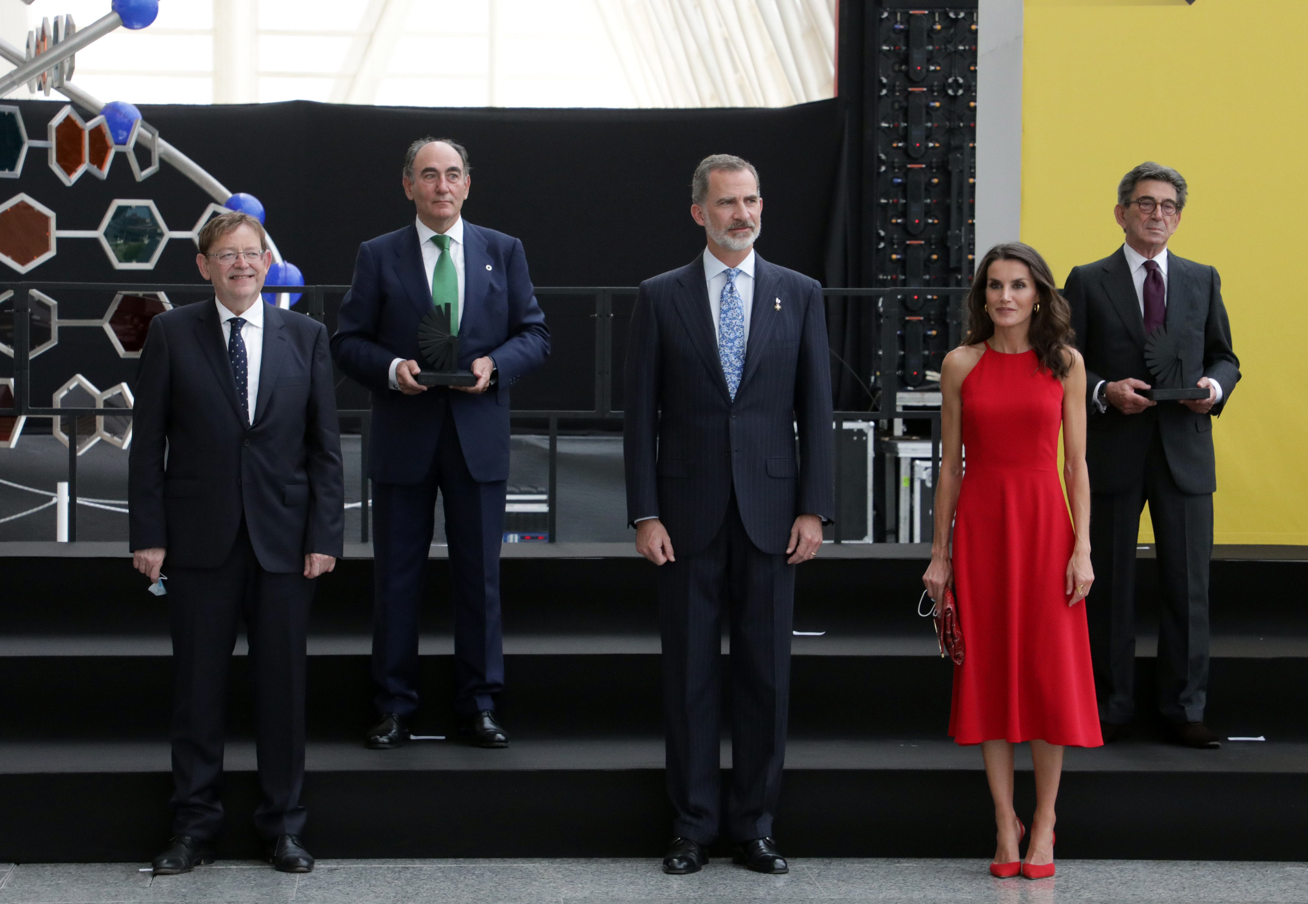 El Rey Felipe VI entrega el Premio Nacional de Innovación a Porcelanosa Grupo