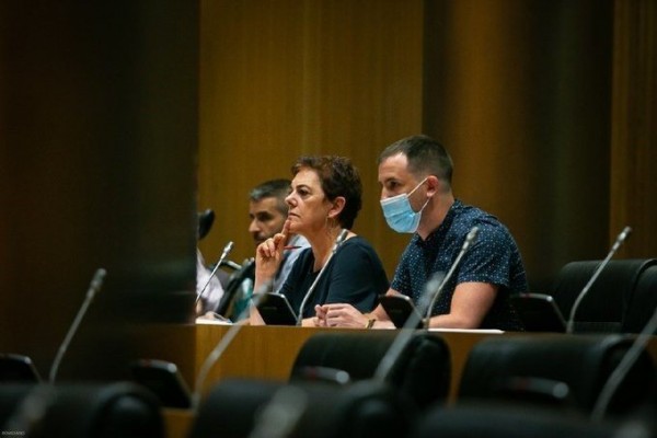 El Congreso rechaza derogar la reforma laboral y un impuesto a la riqueza como medidas de reconstrucción