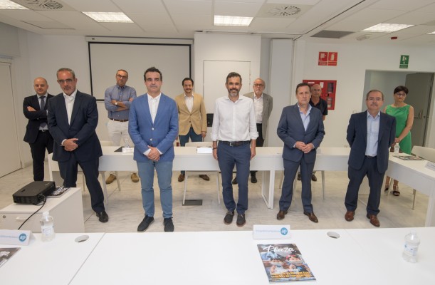 Los consultores reclaman soluciones e incentivos para no perder empleos ni empresas tras los ERTE