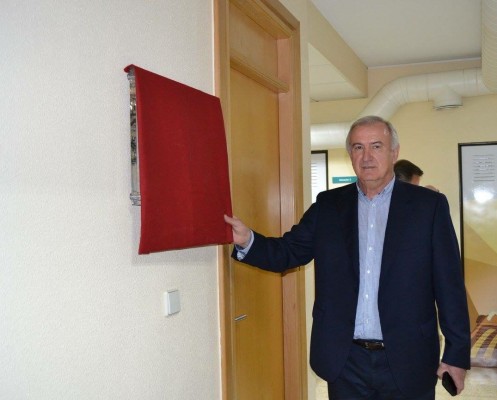 Vidaña es el primer embajador del Murcia y da su nombre a la puerta 6 del estadio

Enrique Roca