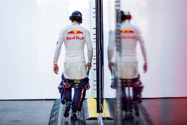 Sainz, sancionado con tres puestos en la parrilla de Baku