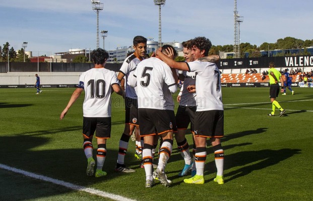 Cuerpos técnicos de los equipos de Fútbol 11 de la Academia VCF de la temporada 2020-21