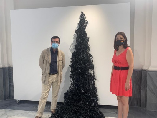 Elche inaugura la exposición 'Ecodistopías' para reflexionar sobre el impacto de los plásticos en el mar