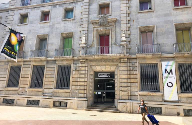 El Menador estrena plantilla propia después de tres años 
