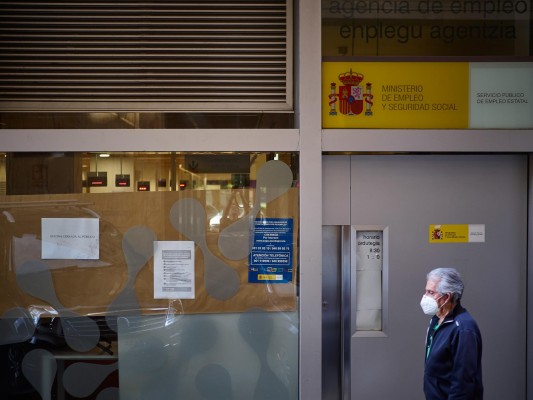 El paro de la eurozona llega al 7,4% en mayo: España dobla la media con el 14,5%