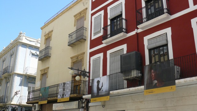 Las imágenes del proyecto #PHEdesdemibalcón hacen de Elche en un museo al aire libre