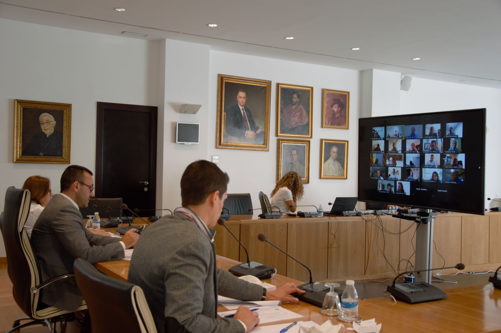 Cierre de filas en la clase política de Vila-real en apoyo de los agricultores frente al ‘cotonet’