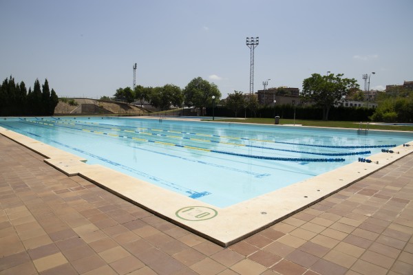 Onda reabre este miércoles sus parques, la piscina exterior y el servicio de 'Escoleta d'Estiu'