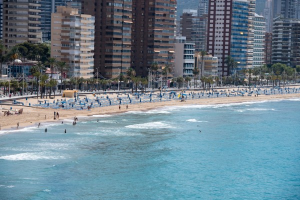 Preocupación en los apartamentos turísticos de Benidorm: encaran julio con un 35% de ocupación