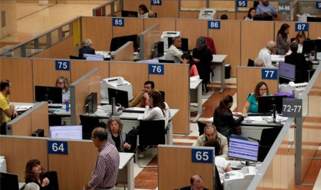 Las trabajadoras del Ayuntamiento de València suben del 40 al 45% desde 2016
