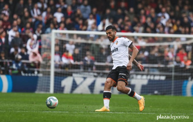 Ezequiel Garay se despide del Valencia