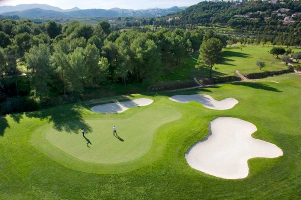La Sella Golf amplía capital en 2,3 millones para hacer frente a la covid y mejorar el complejo